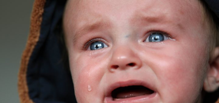 Kūdikis verkia